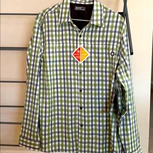 Hi-Tec Men’s button up dress shirt